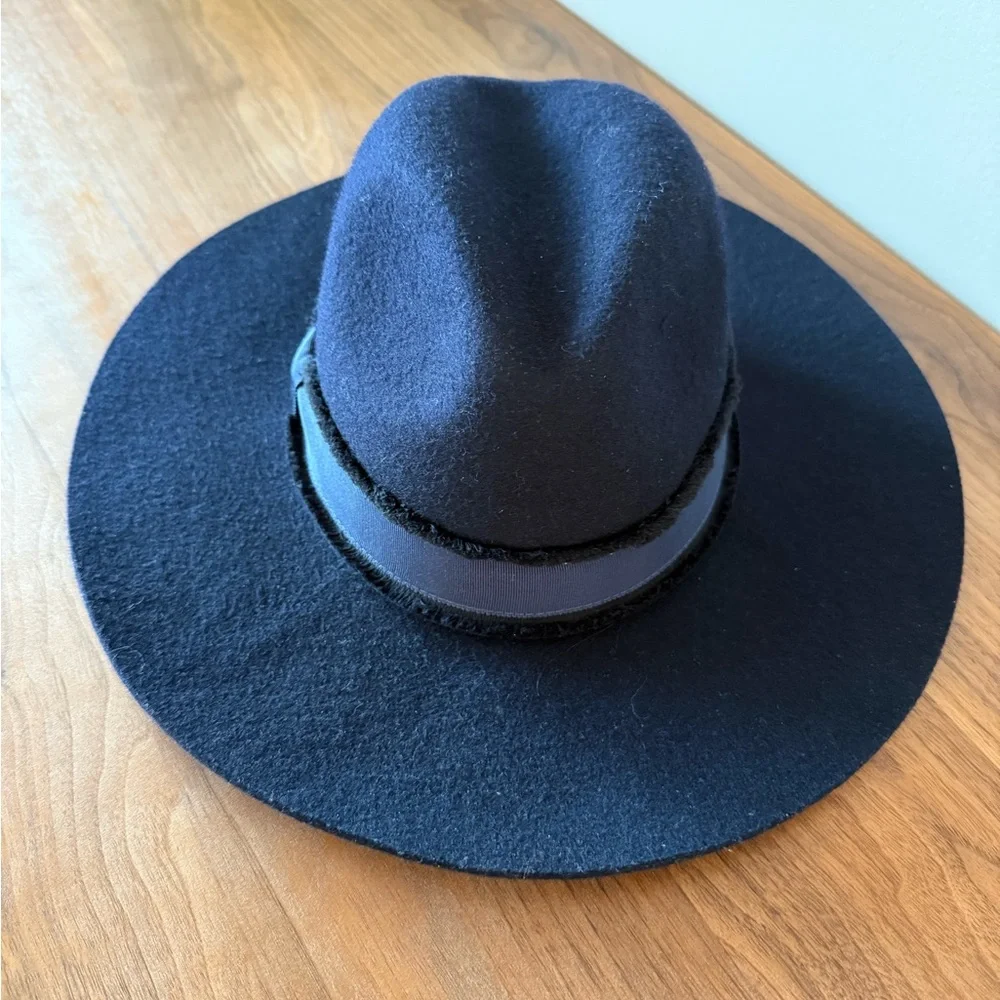 Banana Republic Navy Hat